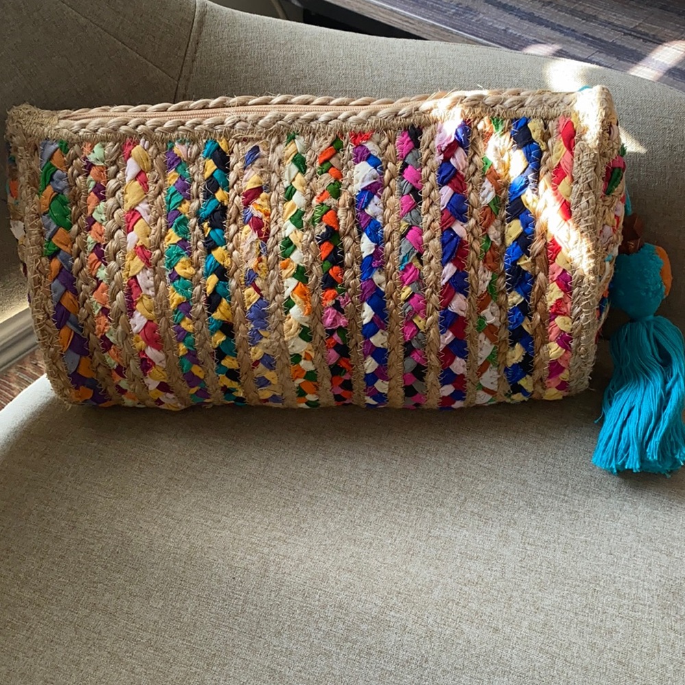 MULTI COLOURED CLUTCH